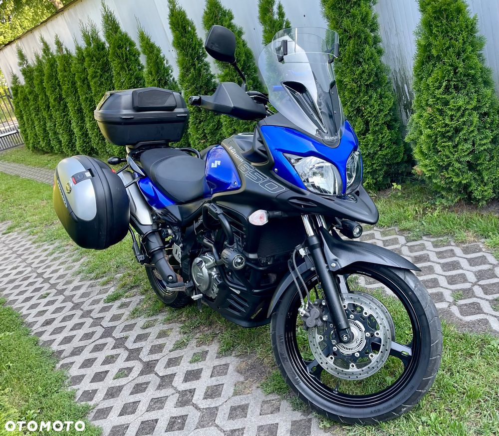 Suzuki V-STROM - 4