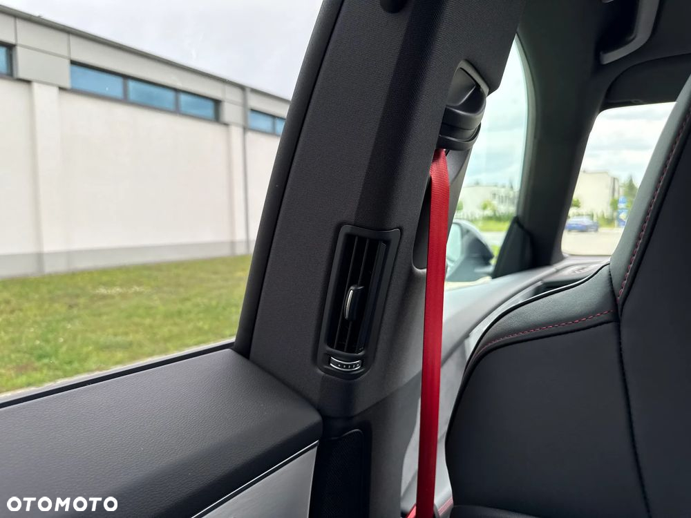 Audi Q8 - 25