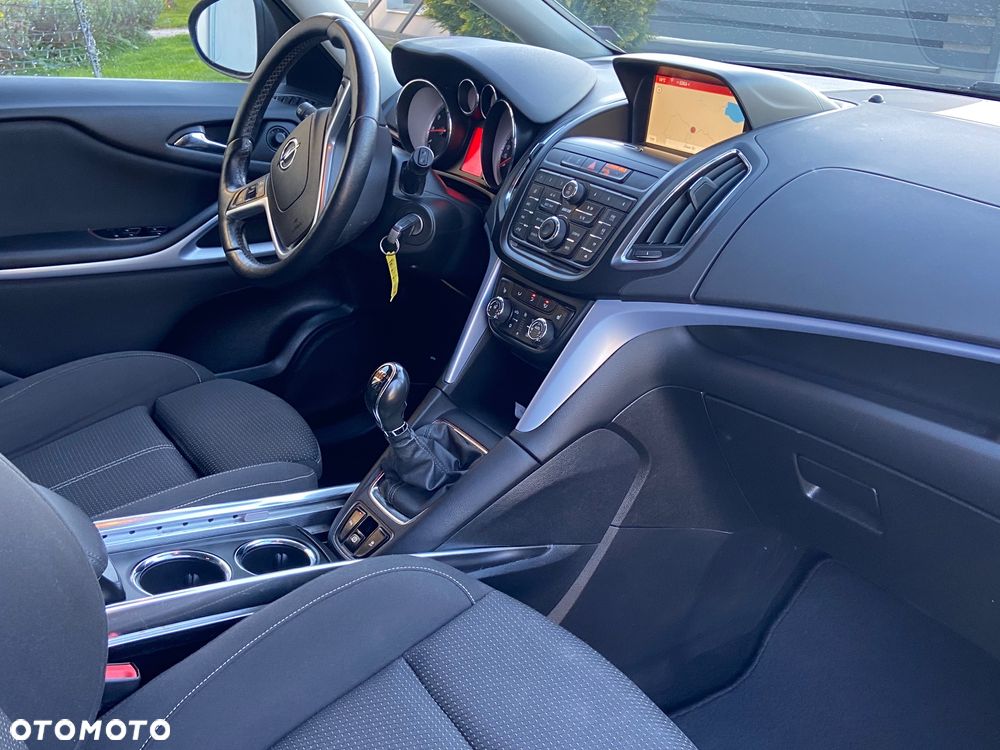 Opel Zafira Tourer 1.4 Turbo drive - 4