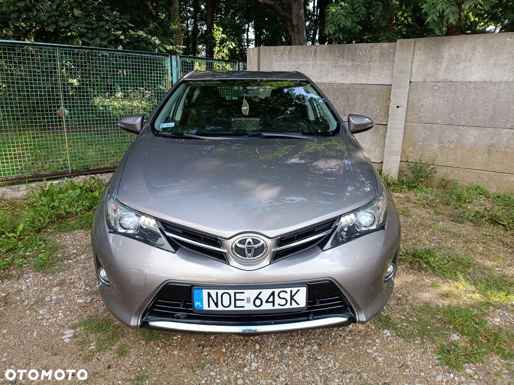 Toyota Auris 1.6 Luna - 4