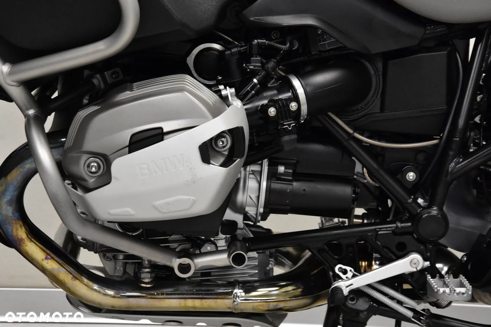 BMW R - 26