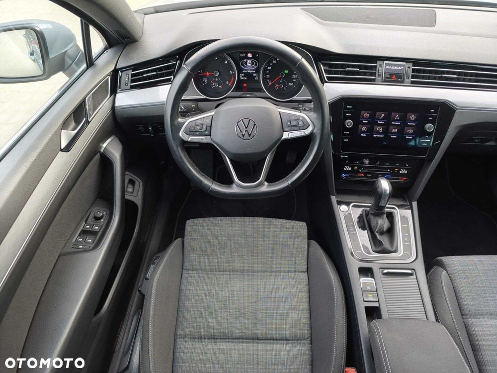 Volkswagen Passat 2.0 TDI EVO Business DSG - 6