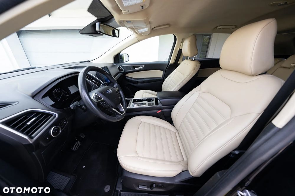 Ford Edge - 10