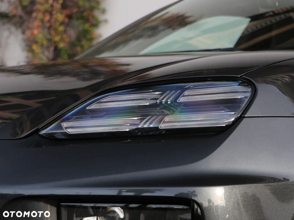 Porsche Macan - 15
