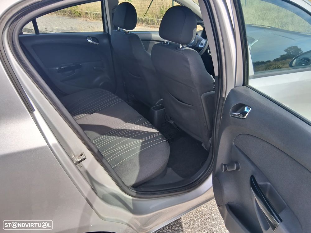 Opel Corsa 1.3 CDTI Enjoy EcoFLEX - 10