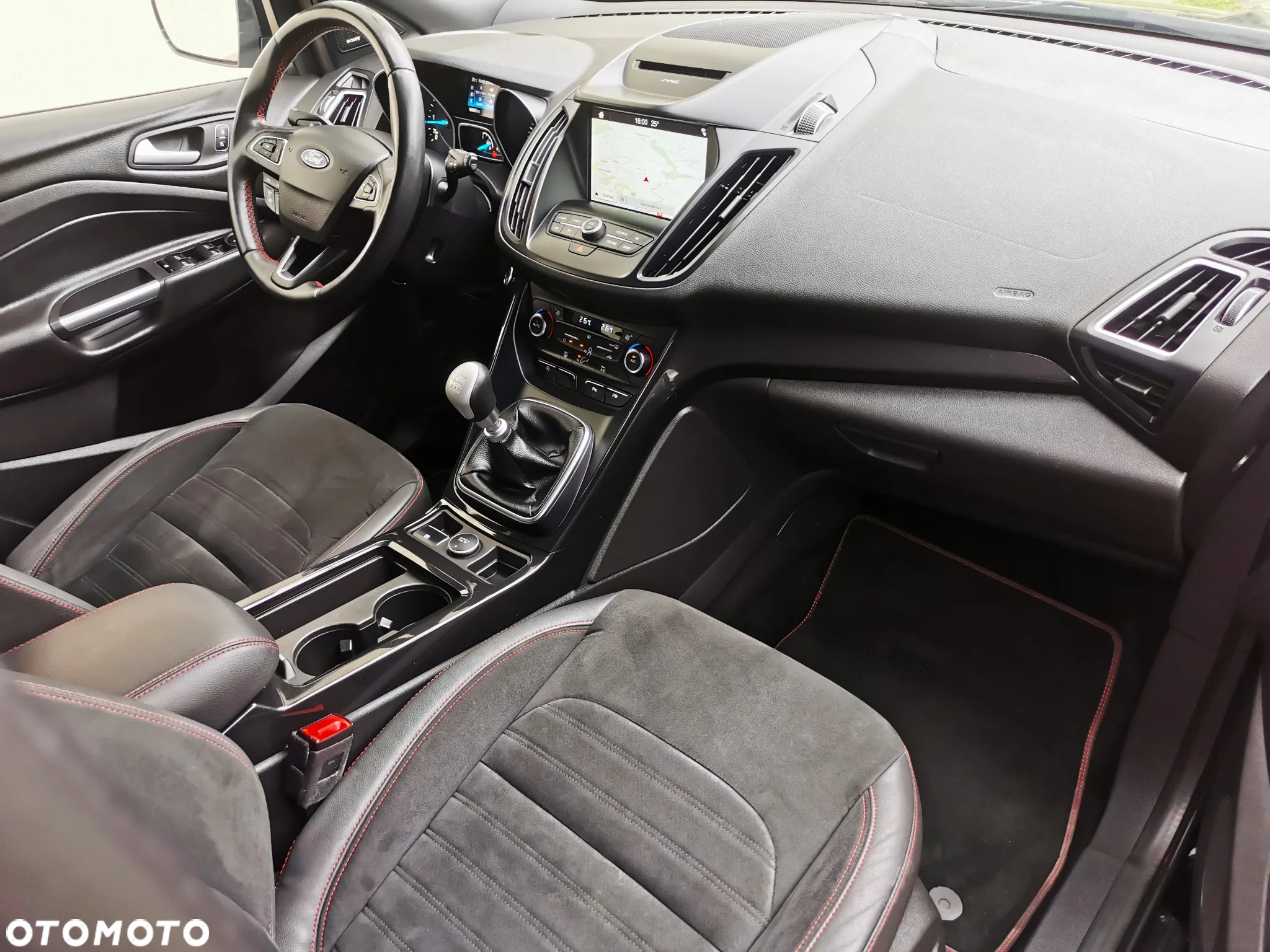 Ford Kuga 2.0 TDCi 4x4 ST-Line - 20