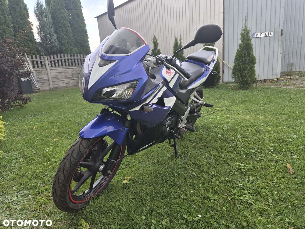 Honda CBR - 4