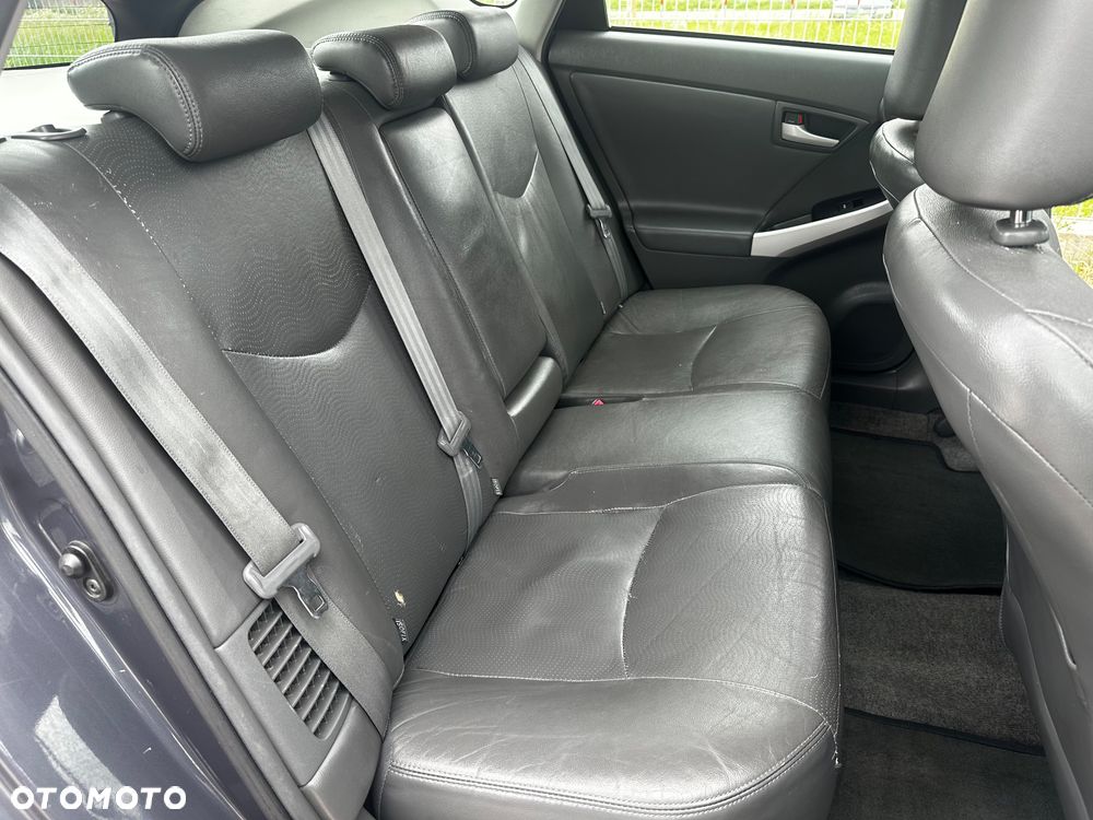 Toyota Prius 1.8 HSD Premium - 20