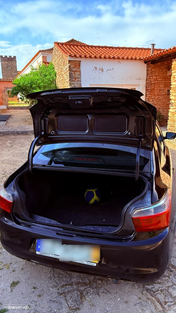 Citroën C-Elysée 1.6 HDi Exclusive - 24