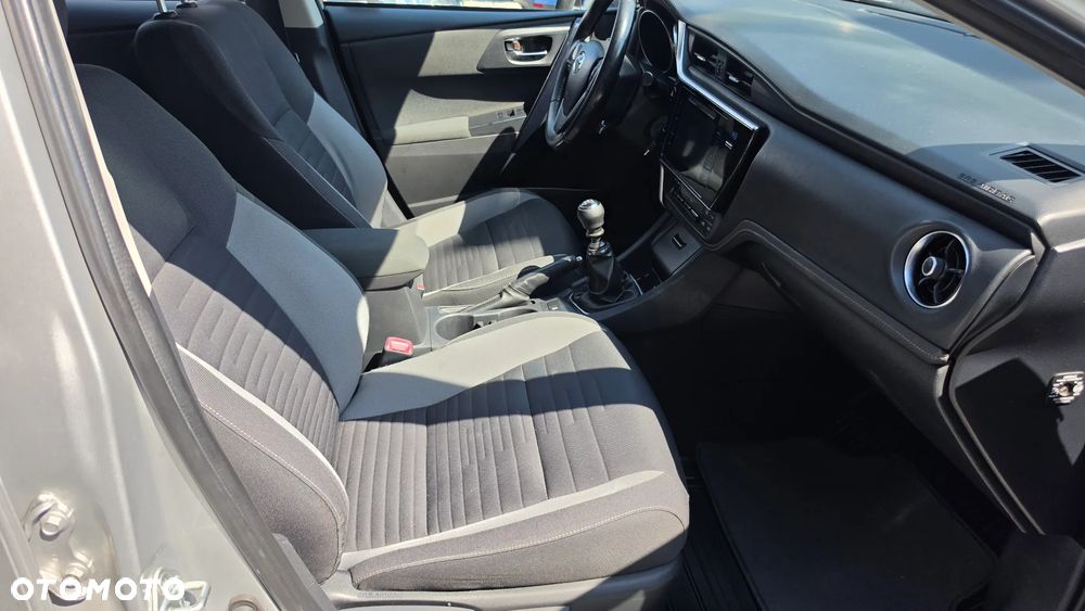 Toyota Auris 1.6 Dynamic - 15