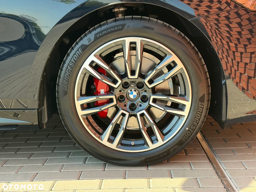 BMW Seria 5 520i mHEV M Sport - 14