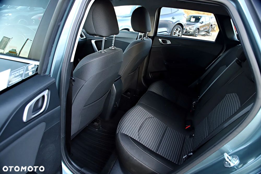 Kia Ceed 1.5 T-GDI M - 26