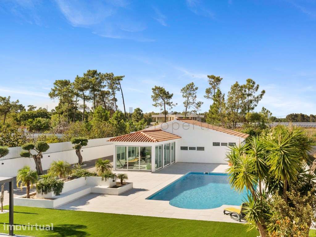 Moradia T5 com piscina em terreno de 1.654 m², a 5 minutos da Praia... - Grande imagem: 2/60