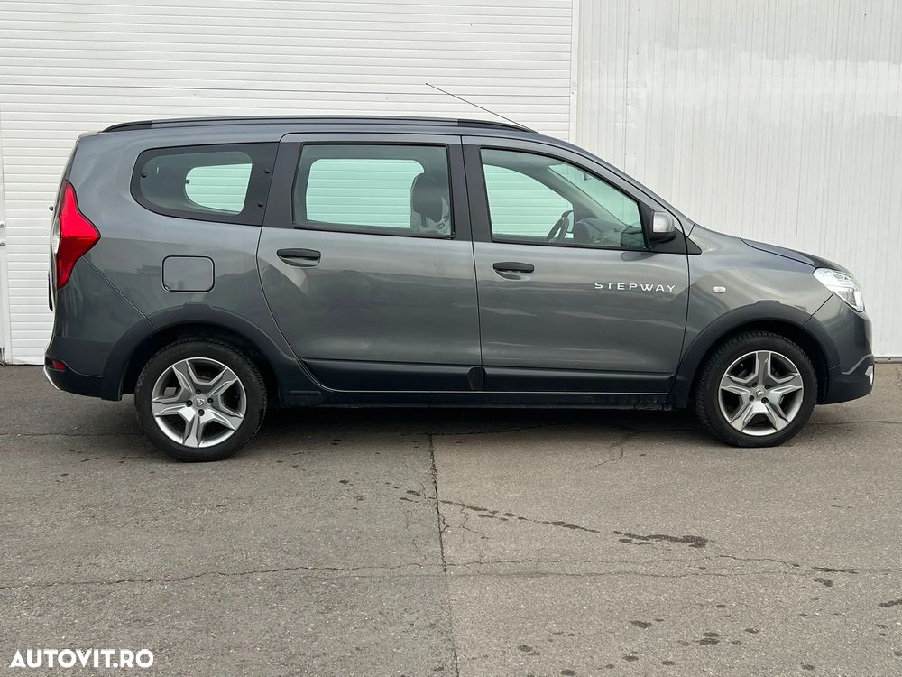 Dacia Lodgy 1.5 dCi 90 CP Stepway - 4