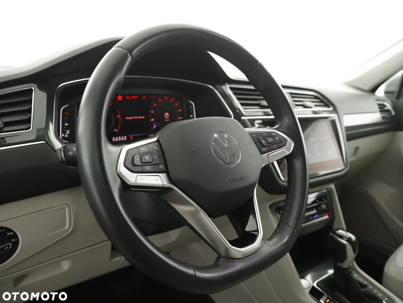 Volkswagen Tiguan Allspace 2.0 TDI 4Mot Elegance DSG - 8