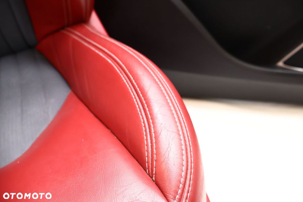 MASERATI LEVANTE FOTEL FOTELE KANAPA KOMPLET - 10