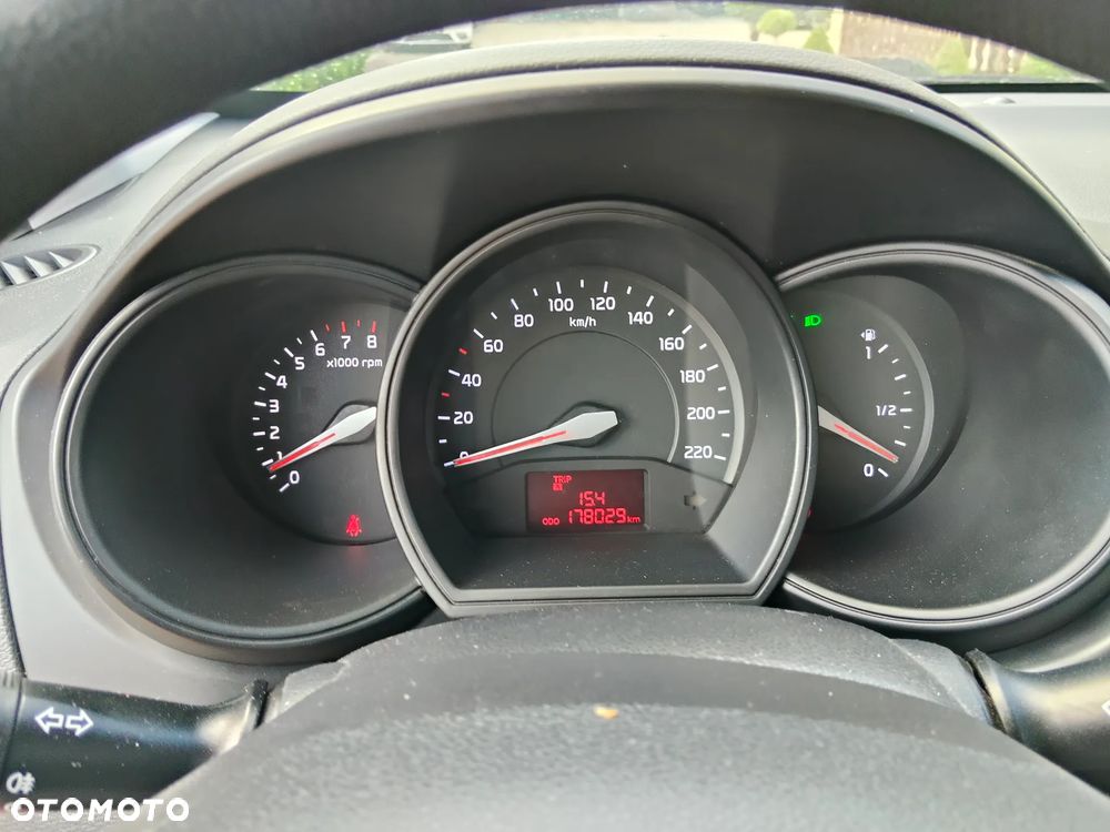 Kia Rio 1.2 Dream Team Edition - 21