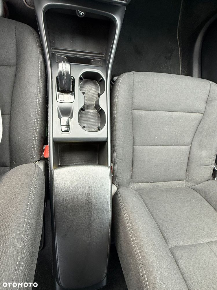 Volvo XC 40 T3 Momentum - 19