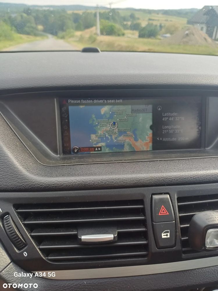 BMW X1 sDrive18d - 23