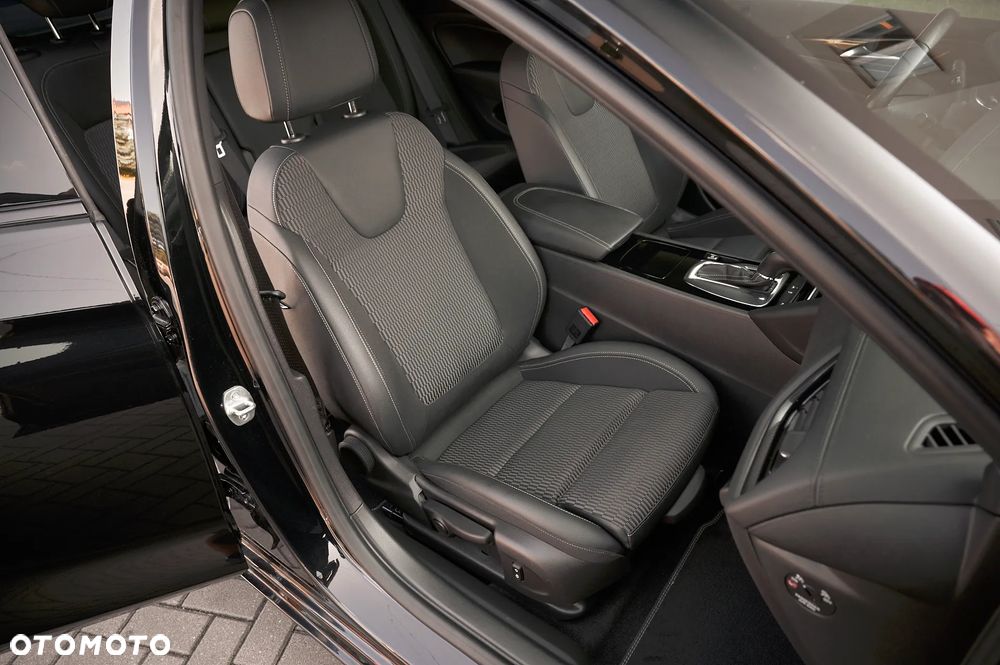 Opel Insignia 2.0 CDTI 4x4 Business Elegance S&S - 20