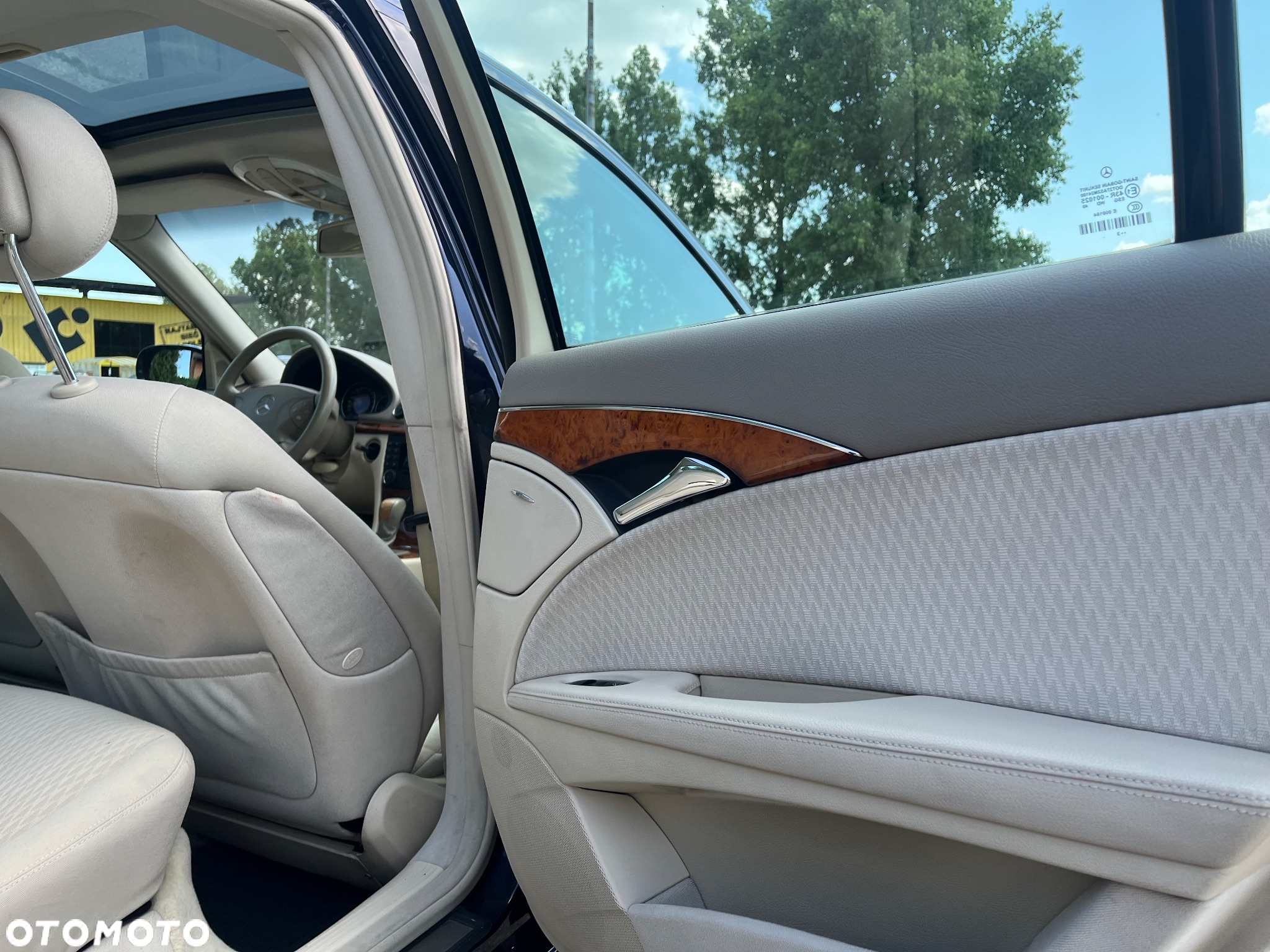 Mercedes-Benz Klasa E 320 CDI T Elegance - 24