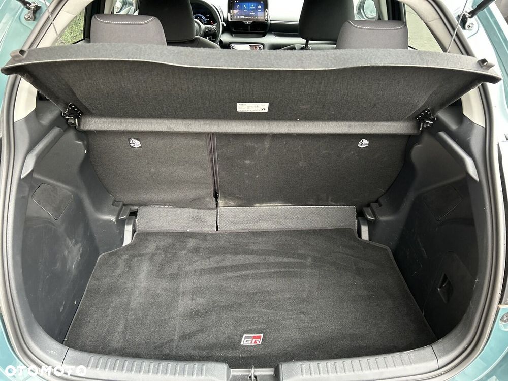Toyota Yaris Hybrid 1.5 Style - 24