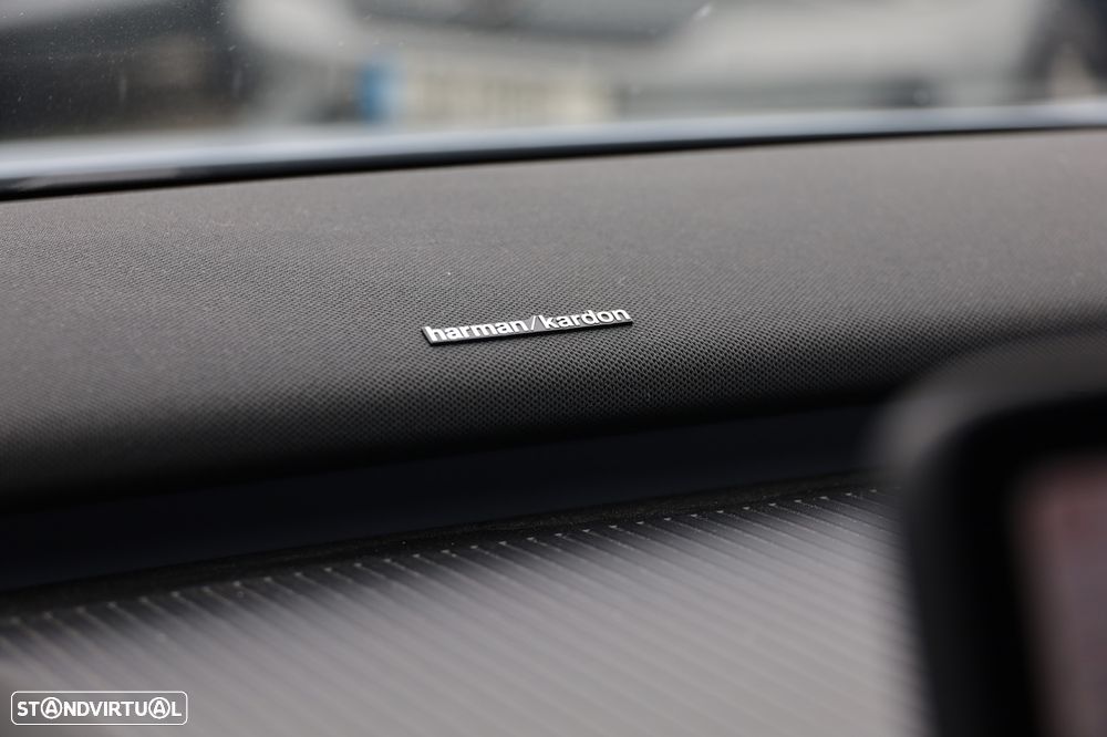 Volvo EX30 51 kWh Single Motor Plus - 17