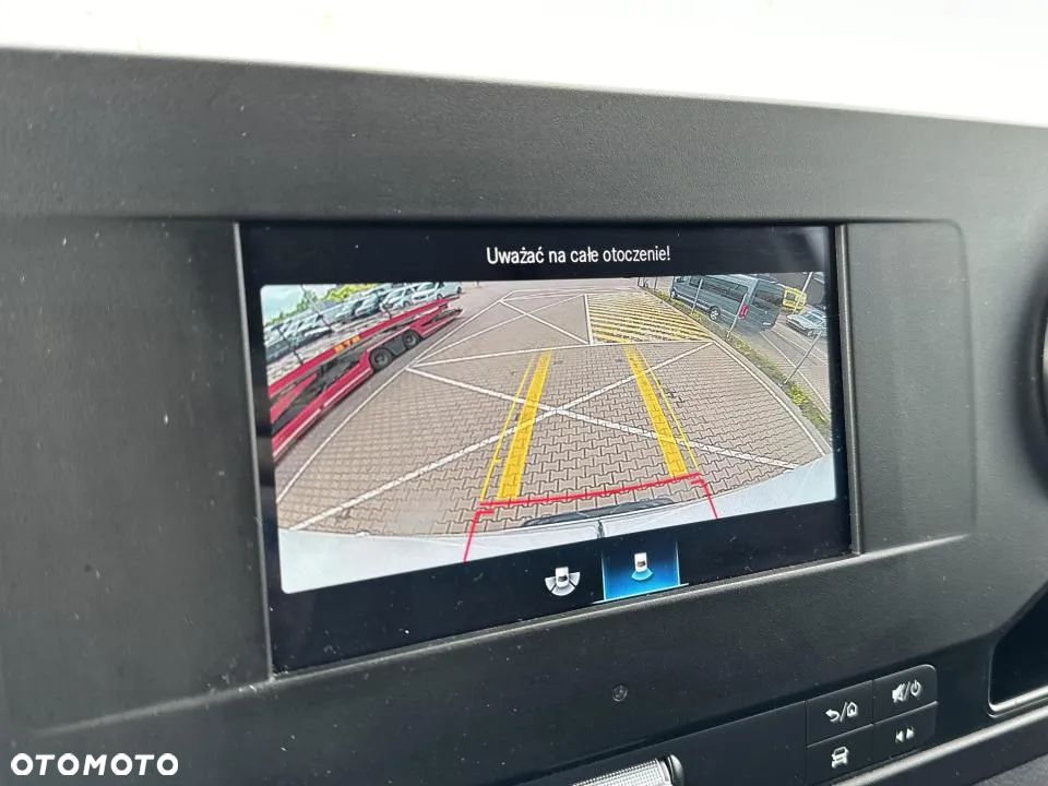 Mercedes-Benz Sprinter - 22