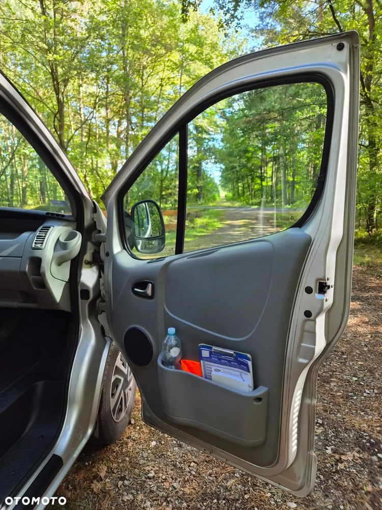 Renault Trafic - 13
