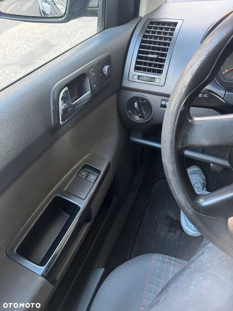 Volkswagen Polo 1.4 16V Sportline - 39