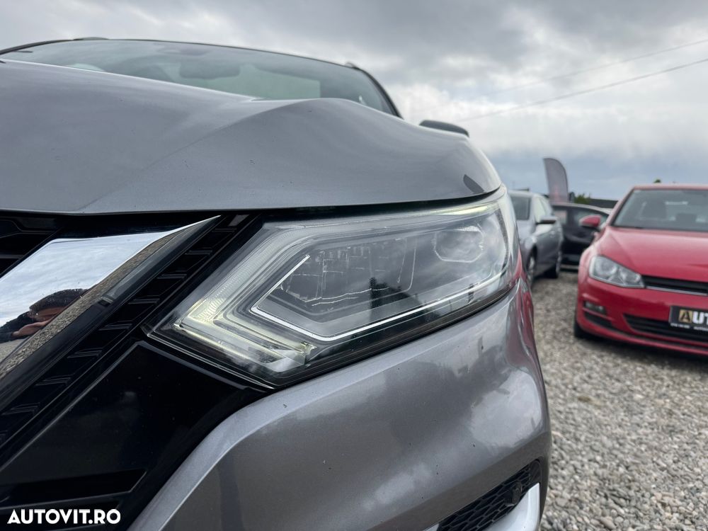 Nissan Qashqai 1.6 DCI Xtronic TEKNA+ - 27