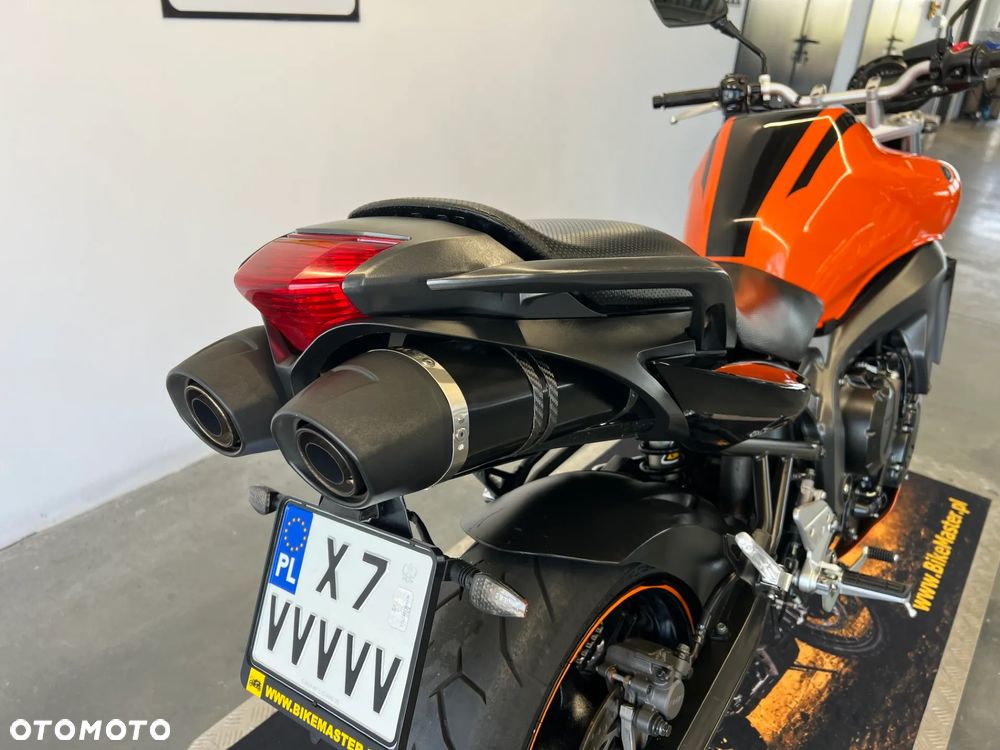 Yamaha FZ6 - 30