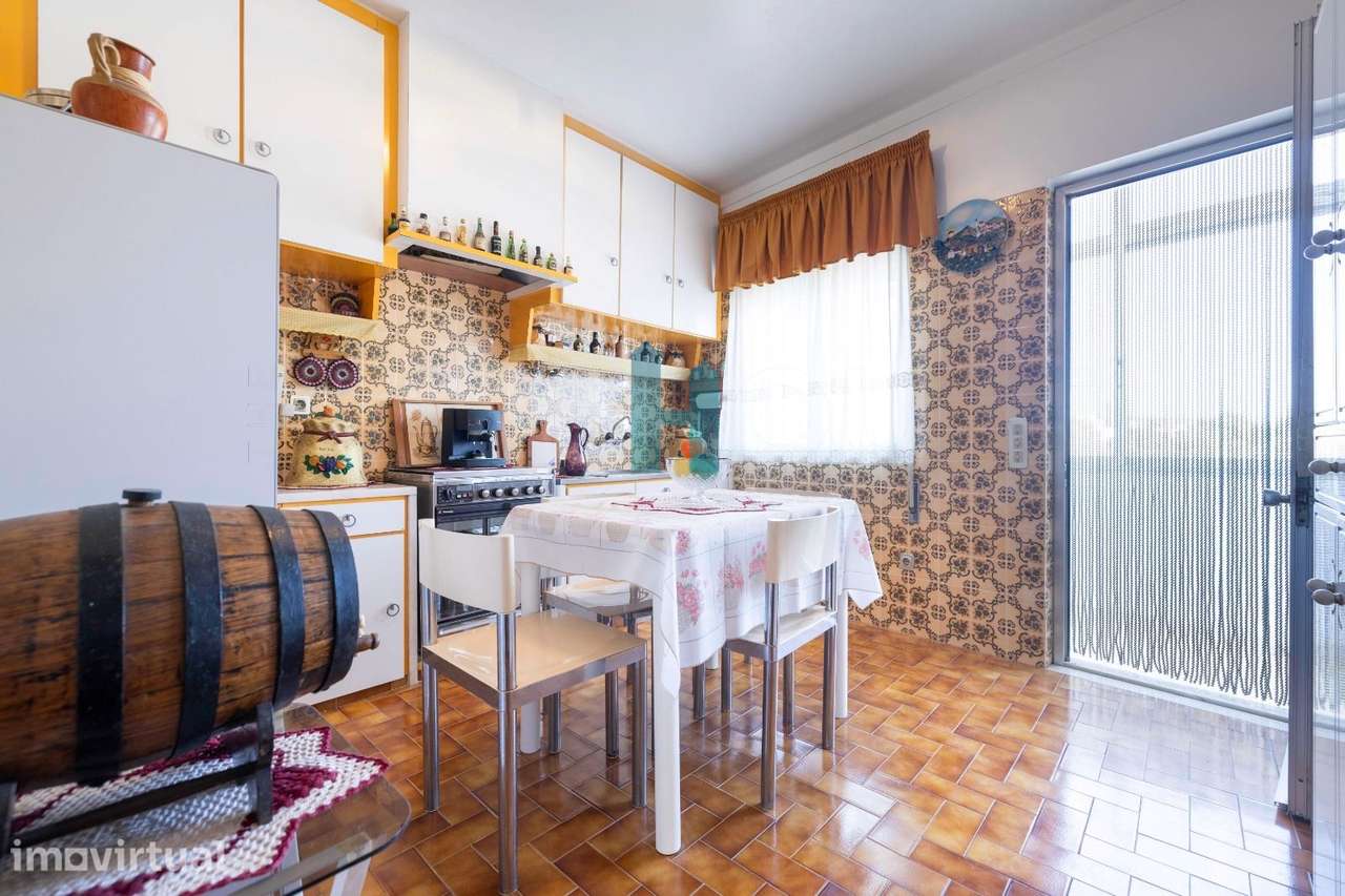 Moradia V2 com garagem e terraço, Parchal - Grande imagem: 5/29