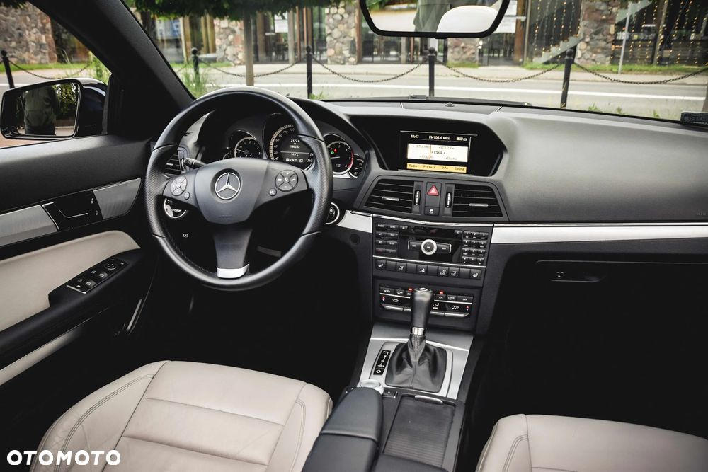 Mercedes-Benz Klasa E - 36