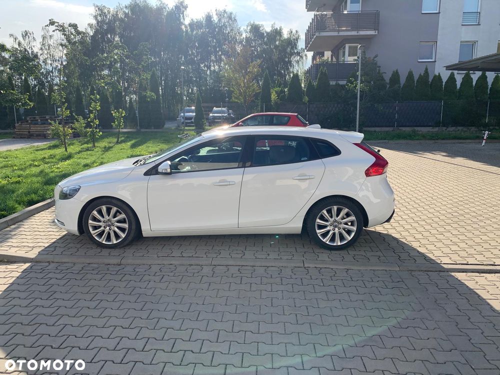 Volvo V40 D4 Kinetic - 2