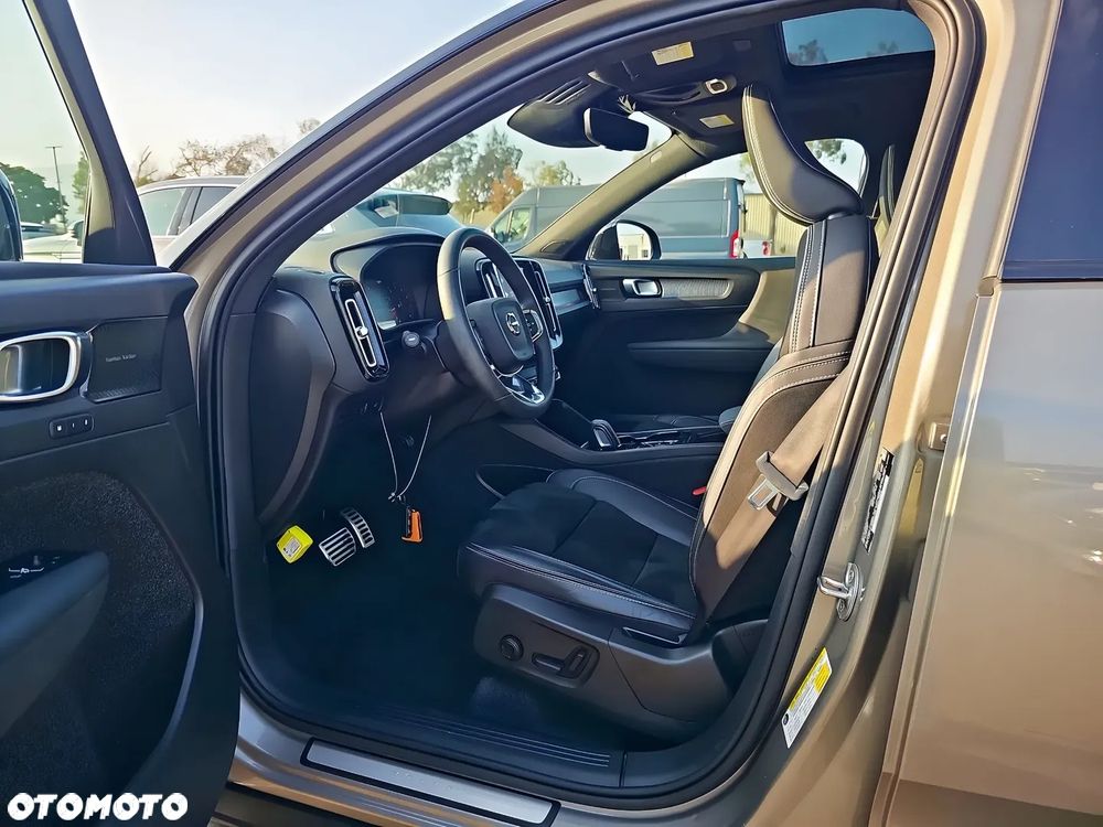 Volvo XC 40 T5 AWD Geartronic R-Design - 7