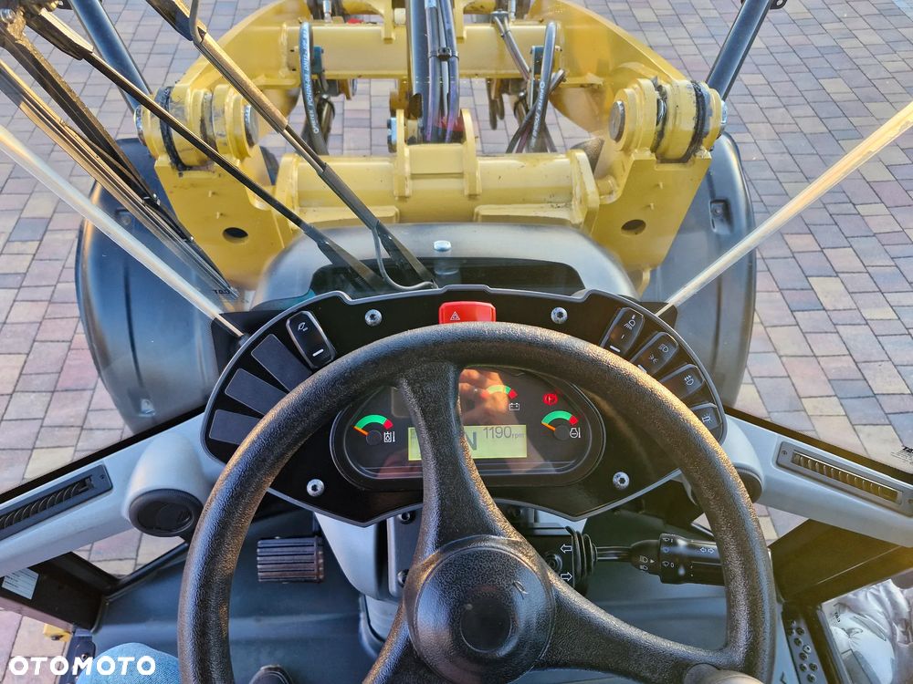 Caterpillar 906 M - 12