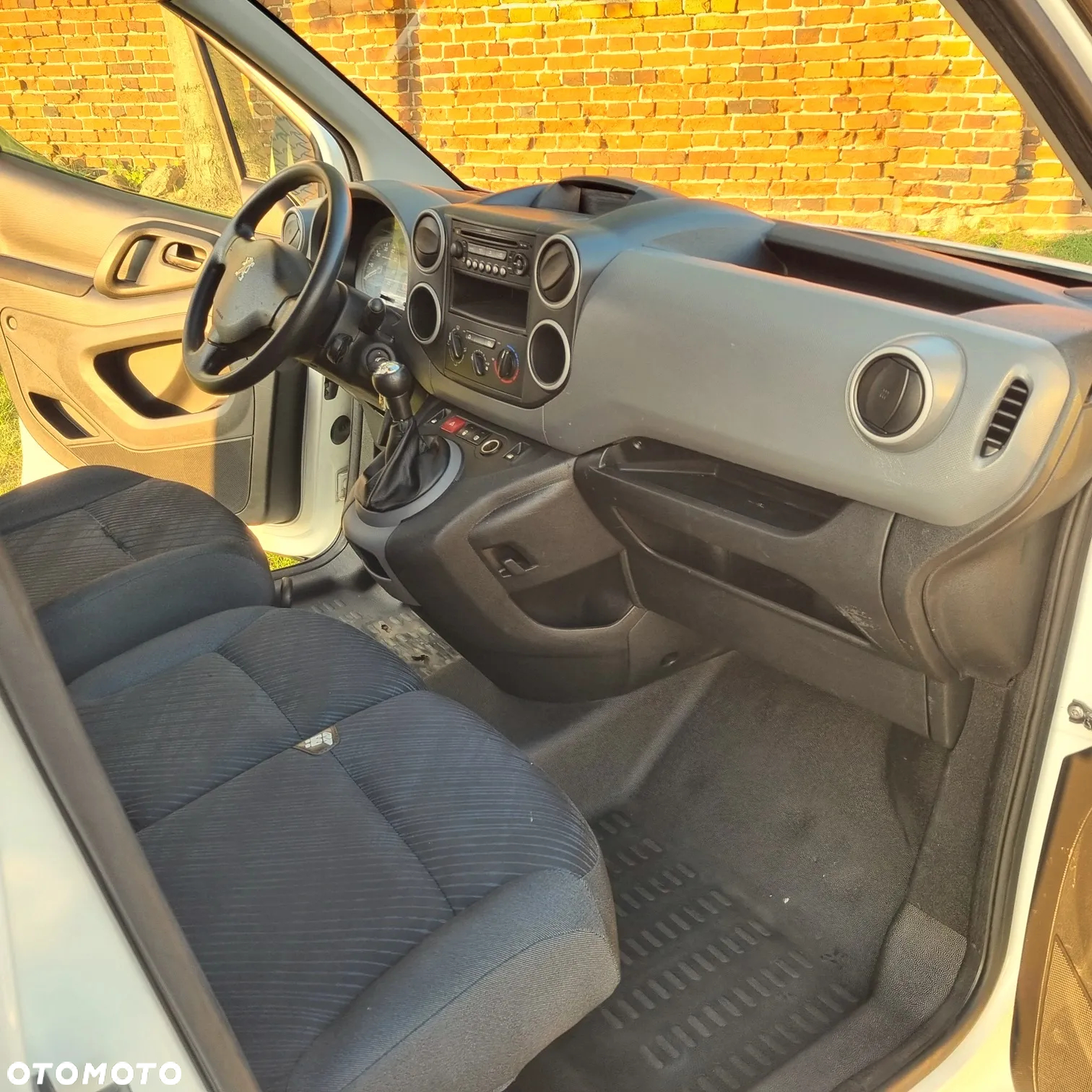 Peugeot PARTNER - 19