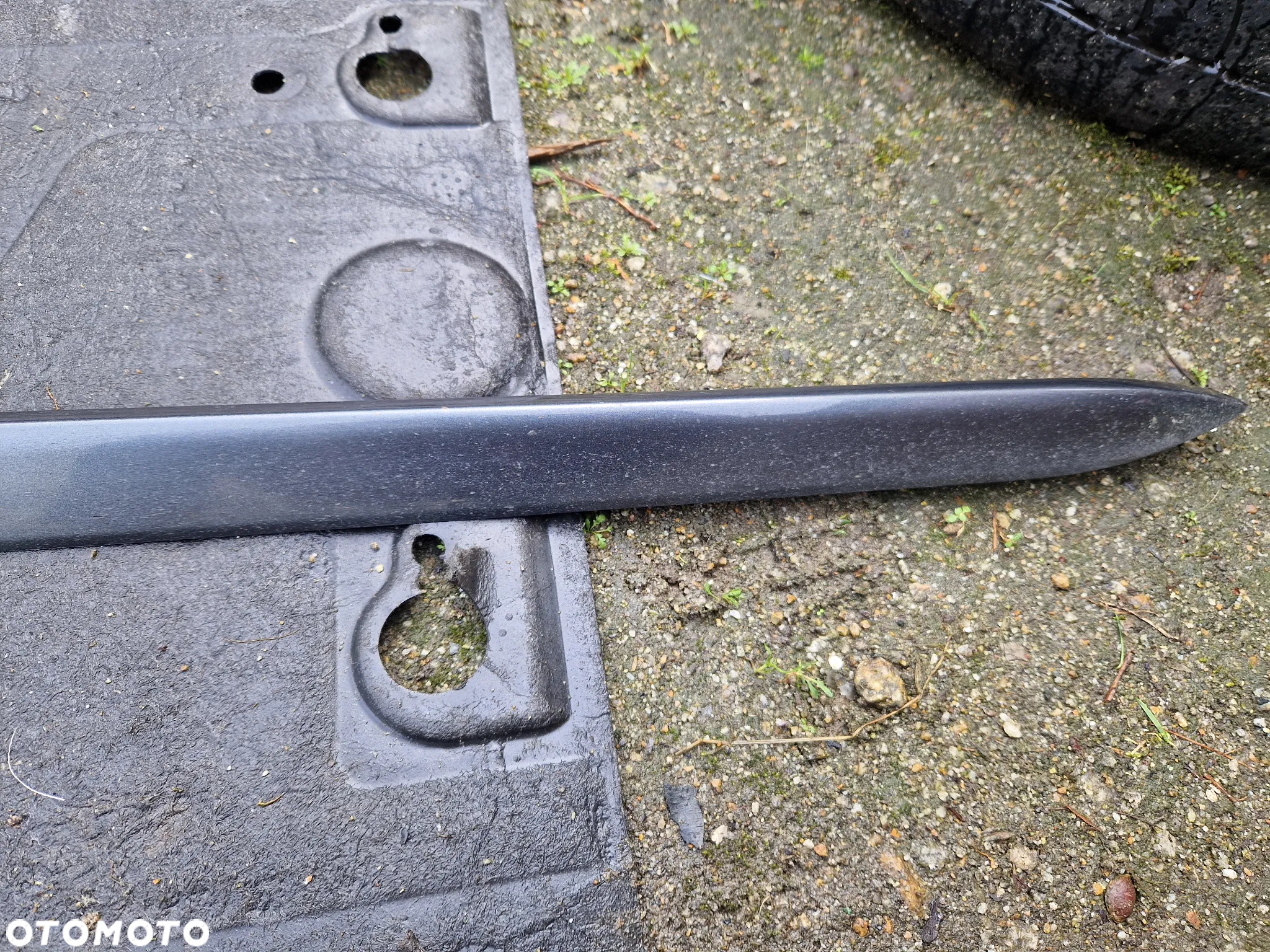 Audi A4 B9 LIFT listwa progowa prawa 8W0853932 - 4
