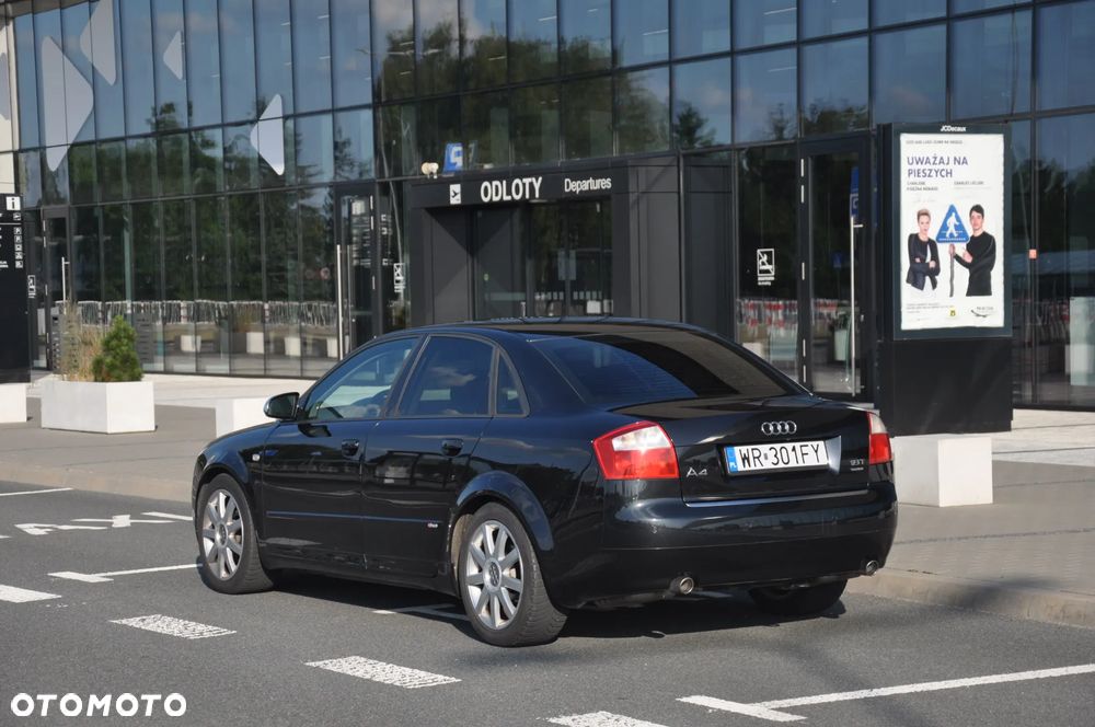 Audi A4 Limousine 1.8 T quattro - 5