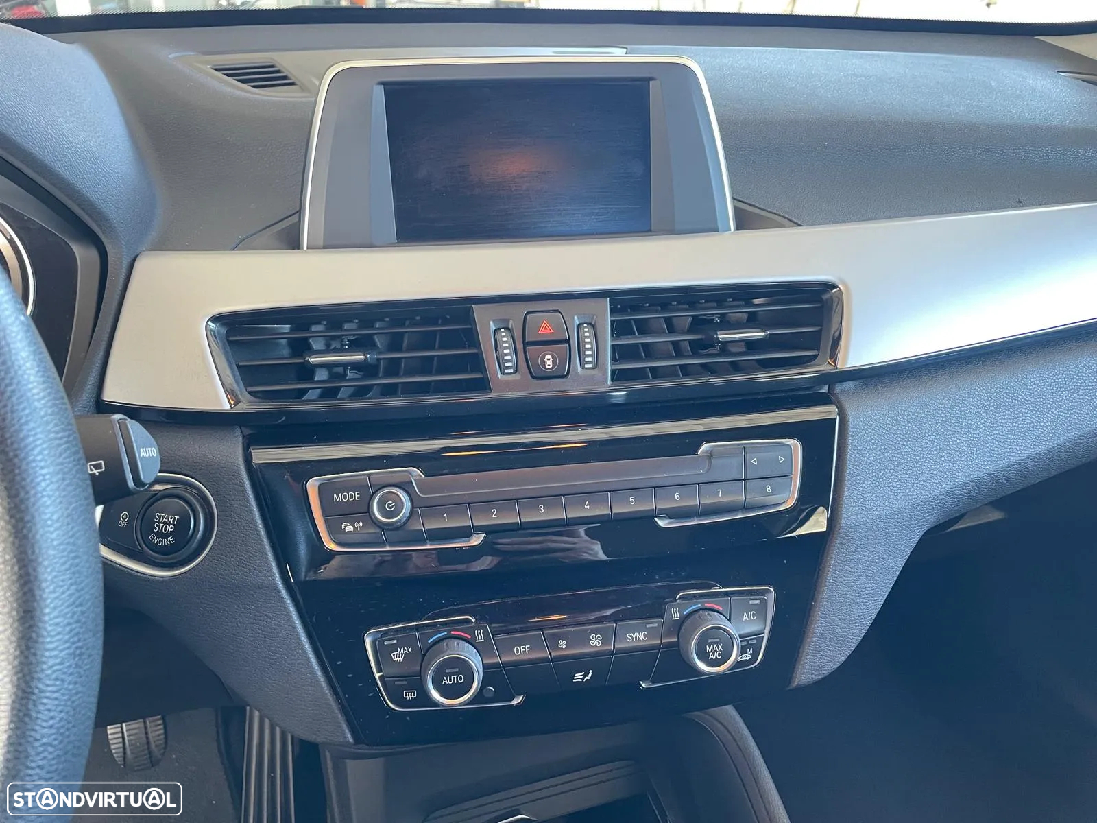 BMW X1 16 d sDrive Advantage - 12