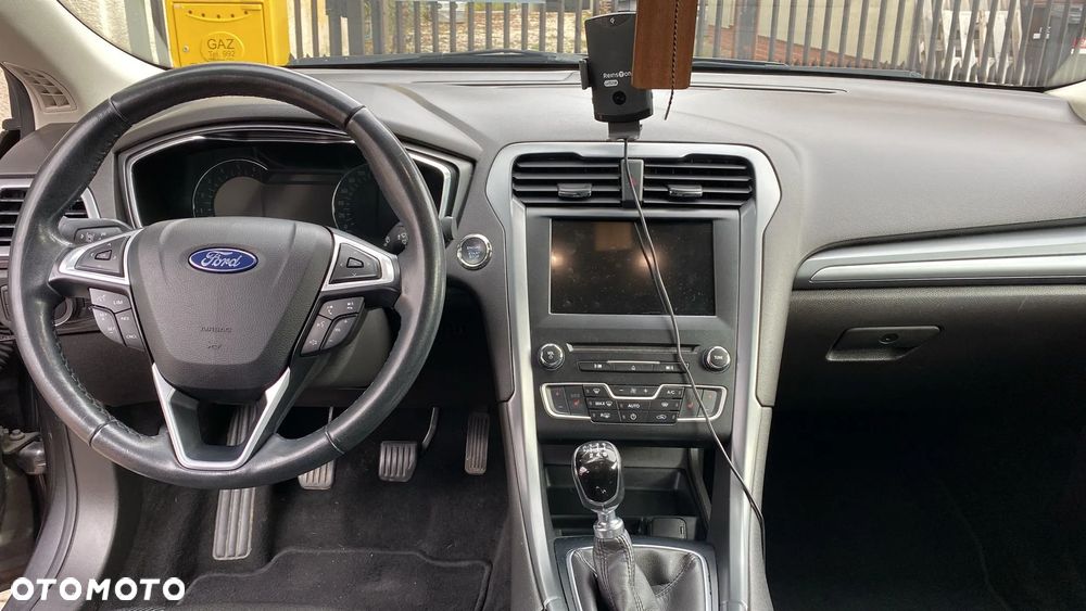 Ford Mondeo 2.0 TDCi Titanium - 18