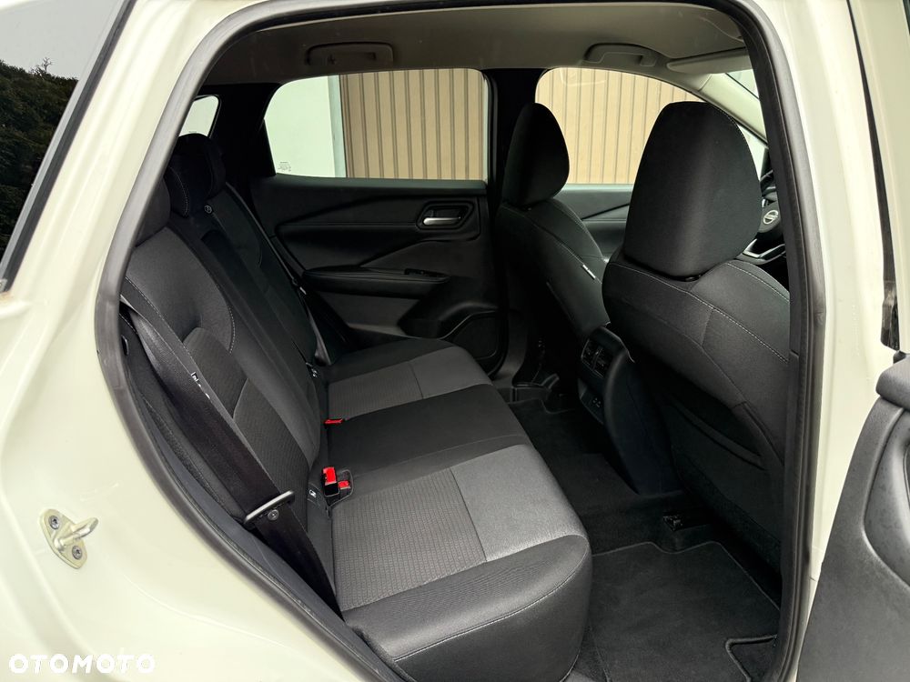 Nissan Qashqai 1.3 DIG-T N-Connecta DCT - 10