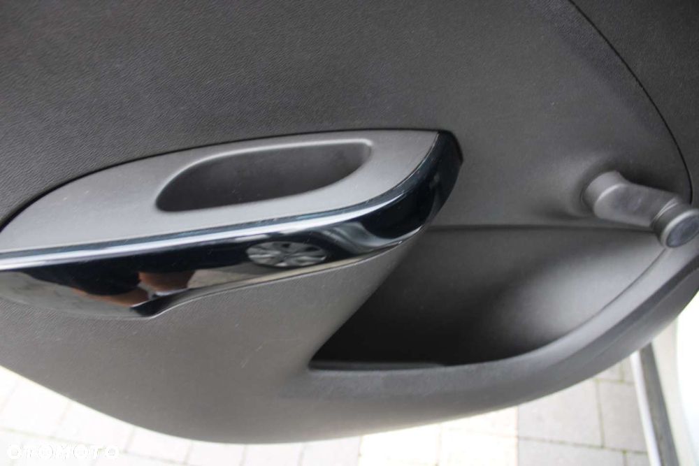 Opel Corsa - 22