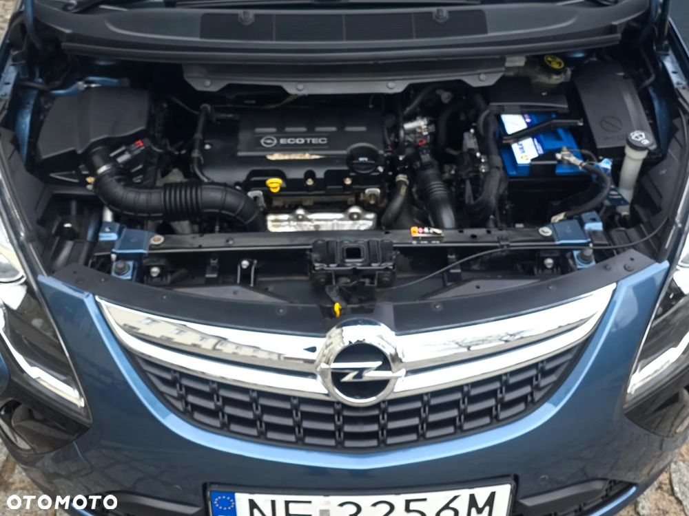 Opel Zafira Tourer 1.4 Turbo Active - 29