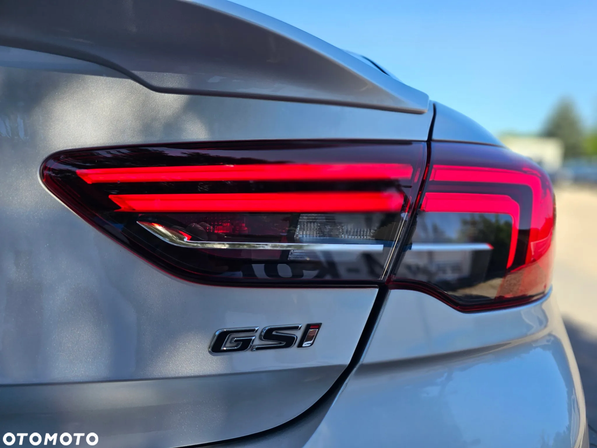 Opel Insignia 2.0 CDTI 4x4 GSi S&S - 11