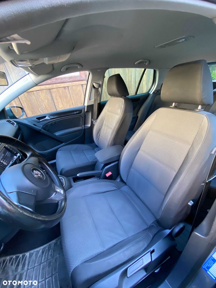 Volkswagen Golf - 5