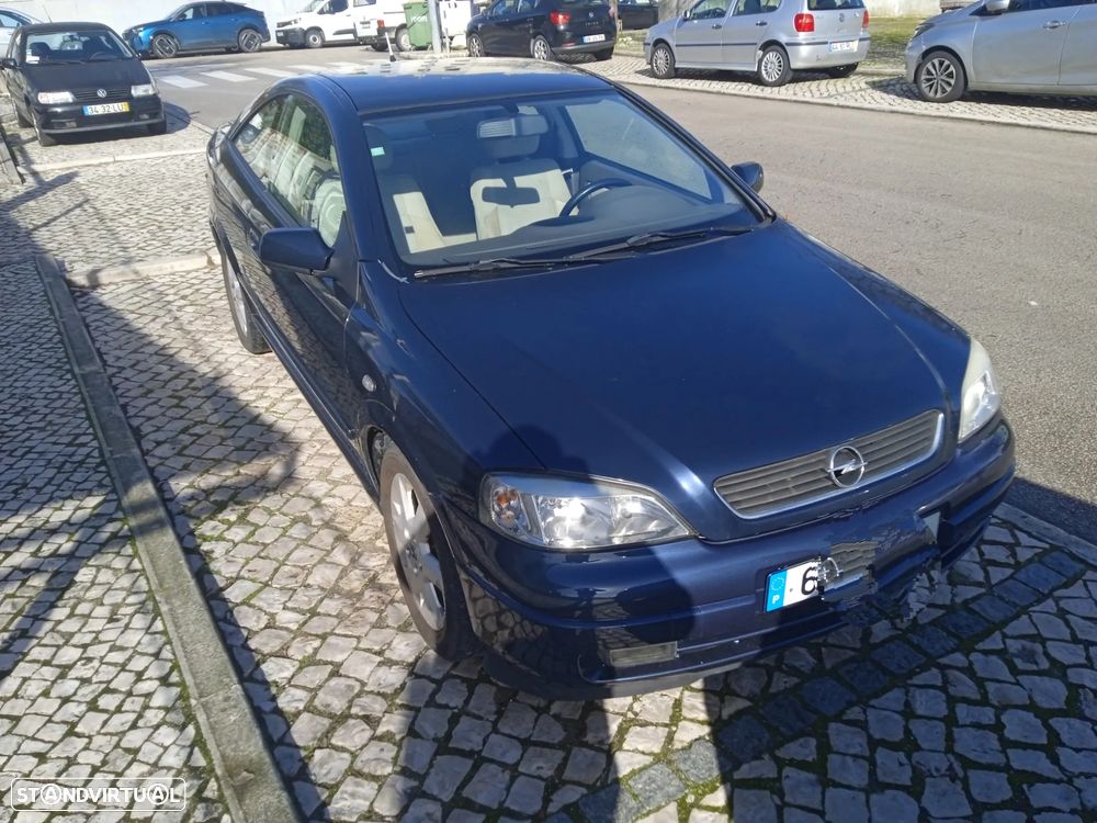 Opel Astra Coupe 1.8 16V - 3