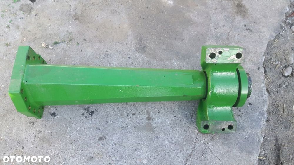 Obudowa wału napędowego przód JOHN DEERE 6125R 14 - 3