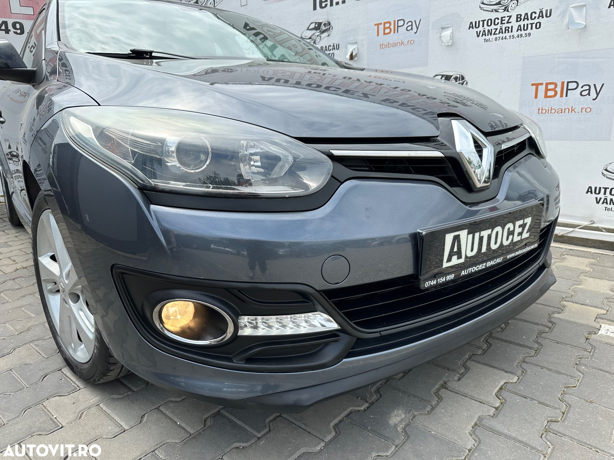 Renault Megane dCi 110 FAP LIMITED - 10
